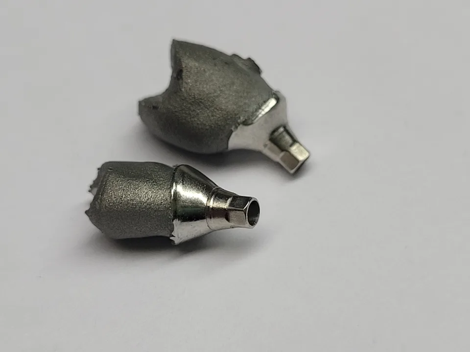 Piliers homothétiques CoCr (hybride)